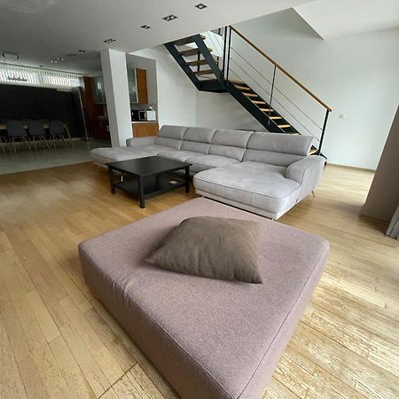 Jd Apartment Lipótszentmiklós Kültér fotó
