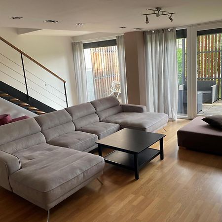 Jd Apartment Lipótszentmiklós Kültér fotó