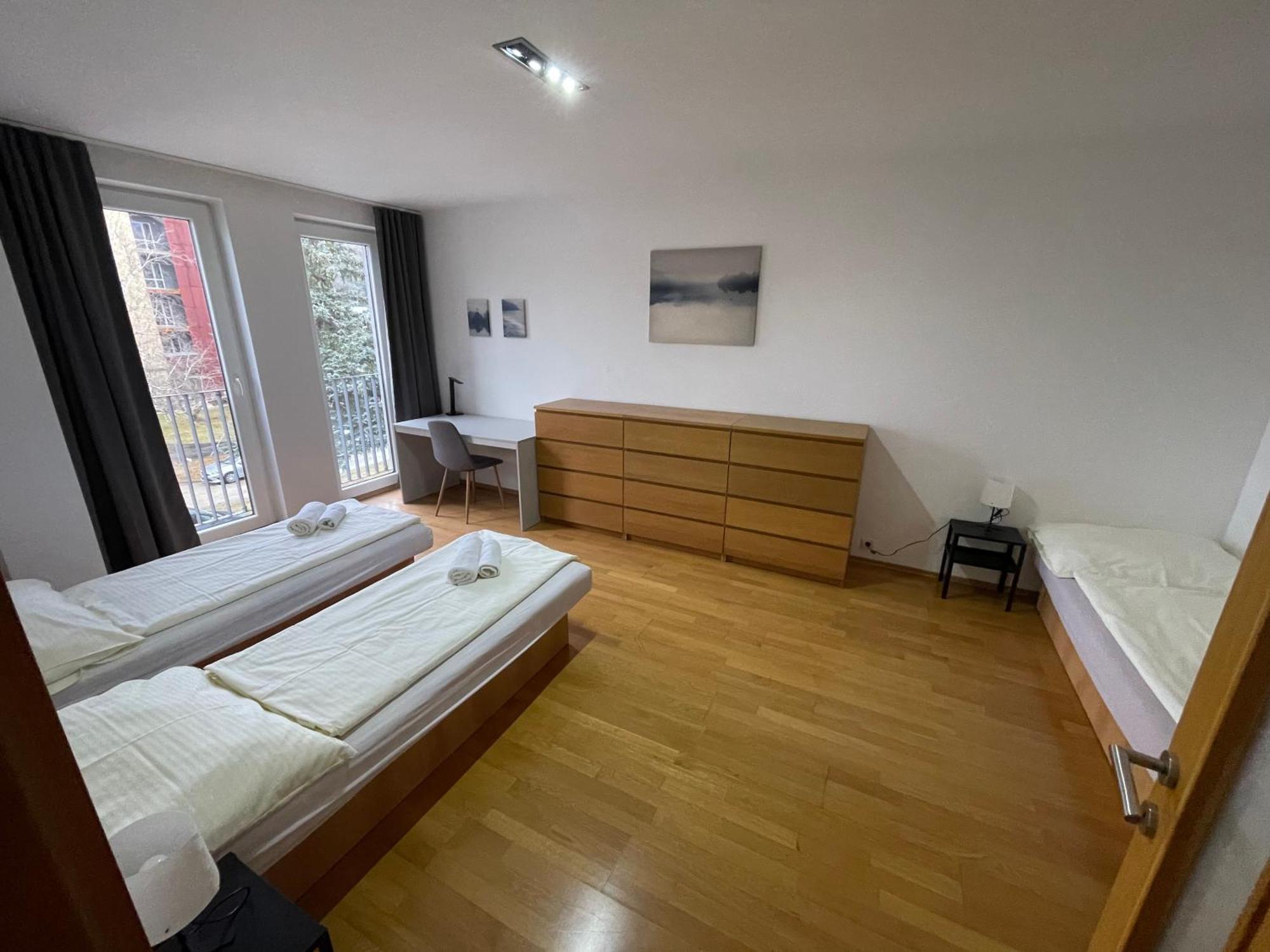 Jd Apartment Lipótszentmiklós Kültér fotó