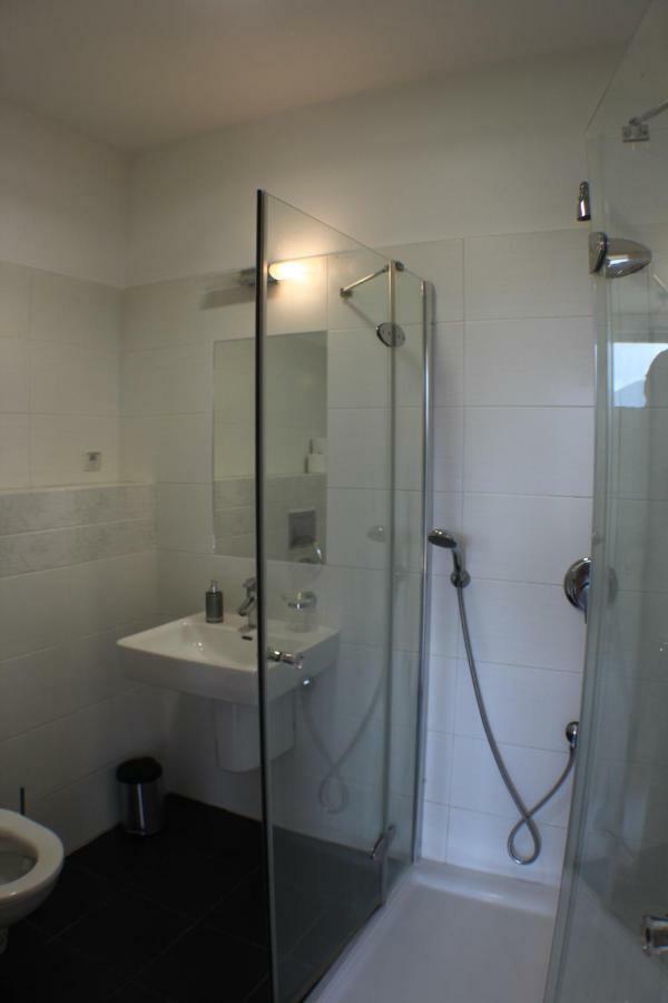 Jd Apartment Lipótszentmiklós Kültér fotó